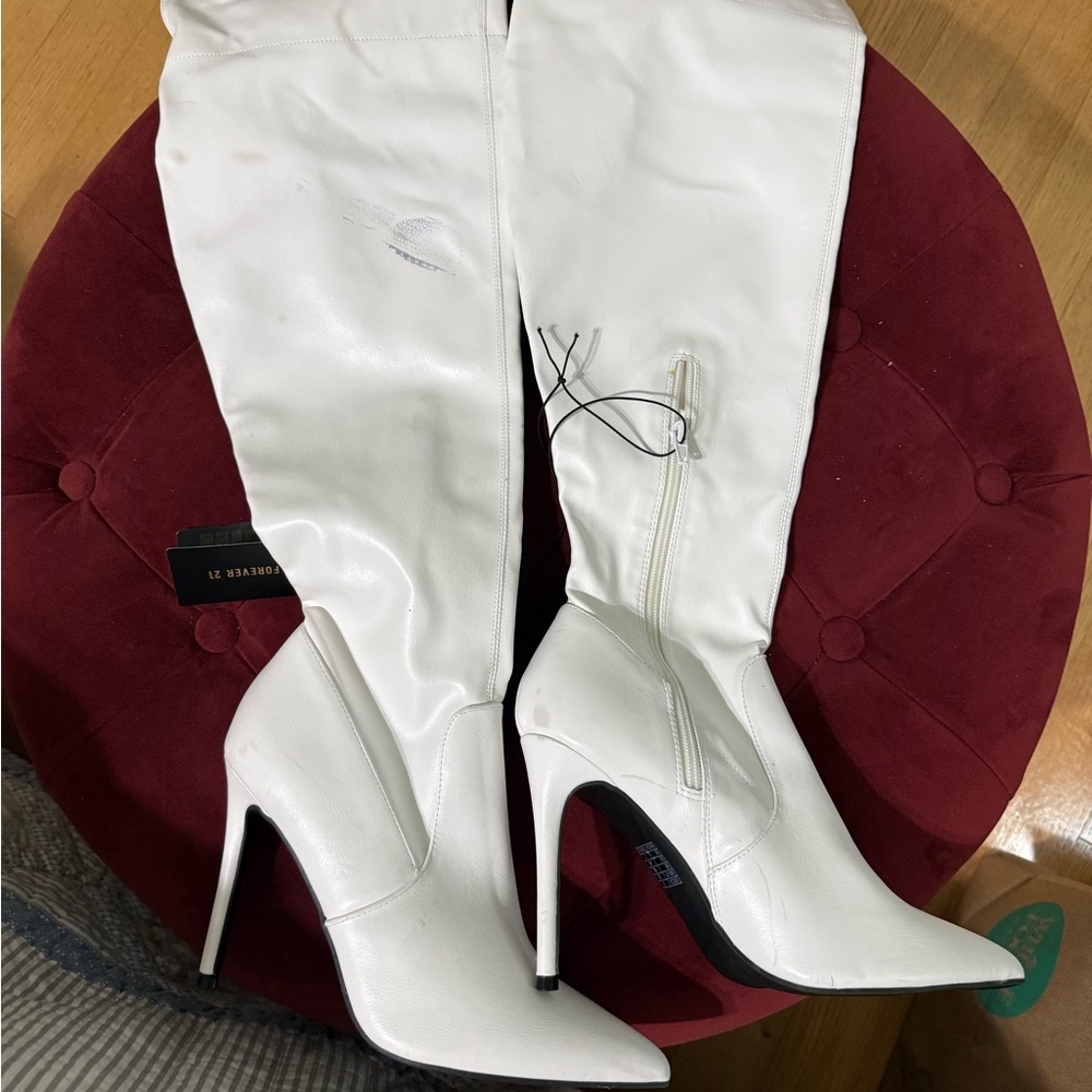 White Knee-High Women's Boots
